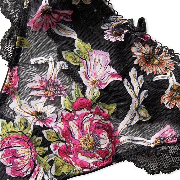 Victoria Secret Embroidered Bra + Panty SET 34DD/M - Picture 13 of 16